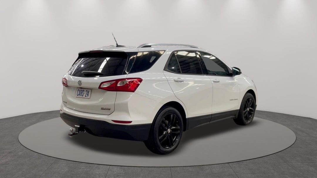 Right Back Diagonal (45- Degree) View