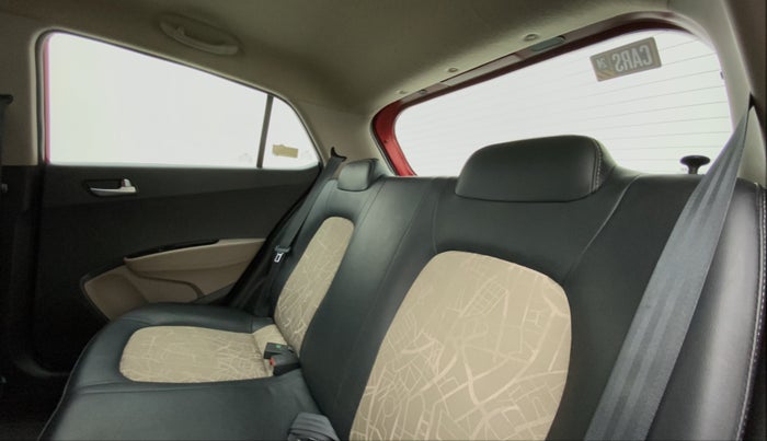 2019 Hyundai Grand i10 SPORTZ AT 1.2 KAPPA VTVT, Petrol, Automatic, 99,758 km, Right Side Rear Door Cabin
