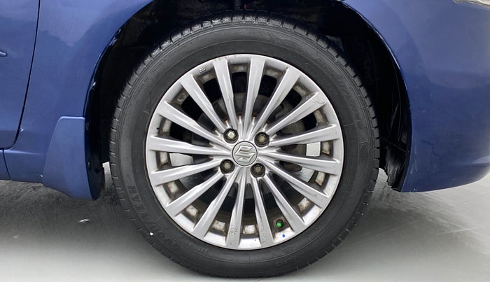 2017 Maruti Ciaz ALPHA DIESEL 1.3, Diesel, Manual, 79,719 km, Right Front Wheel