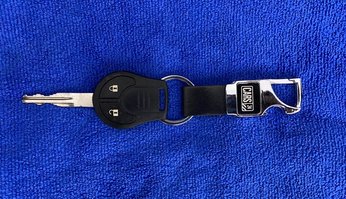 2015 Nissan Micra Active XV S, Petrol, Manual, 52,516 km, Key Close Up