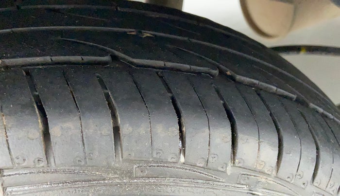 2017 Maruti Alto 800 VXI, Petrol, Manual, 51,892 km, Right Rear Tyre Tread