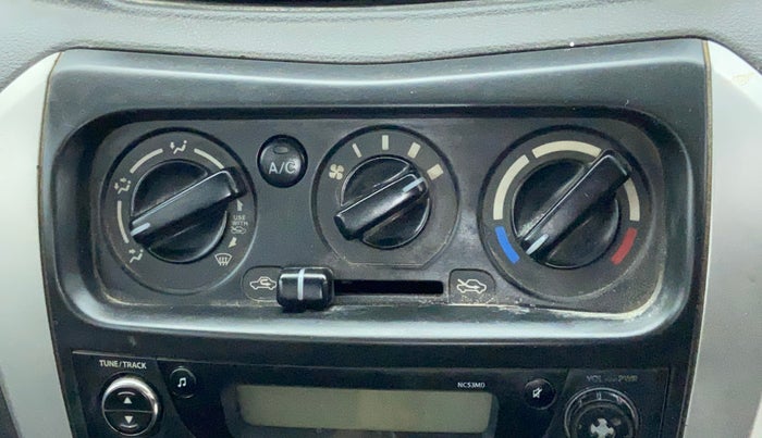 2017 Maruti Alto 800 VXI, Petrol, Manual, 51,892 km, AC Unit - Directional switch has minor damage