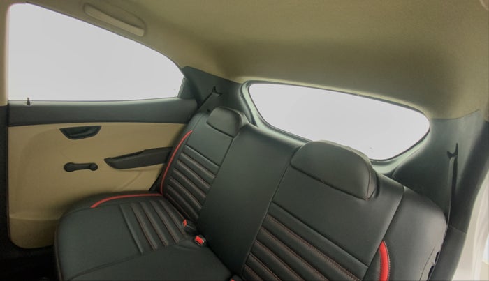 2015 Hyundai Eon ERA PLUS, Petrol, Manual, 36,143 km, Right Side Rear Door Cabin