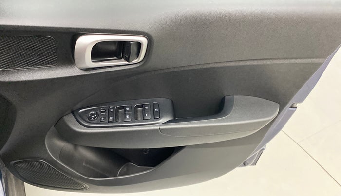 2021 Hyundai VENUE SX 1.0 GDI IMT, Petrol, Manual, 16,722 km, Driver Side Door Panels Control