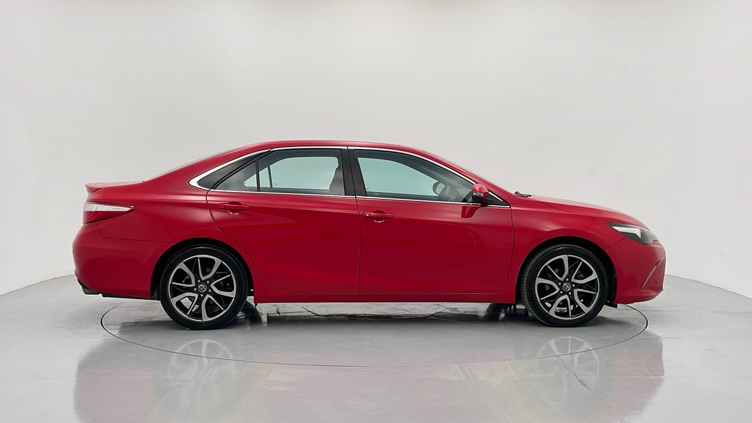 2017 Toyota Camry Atara Sl, Automatic, 109904 km, Right Side View
