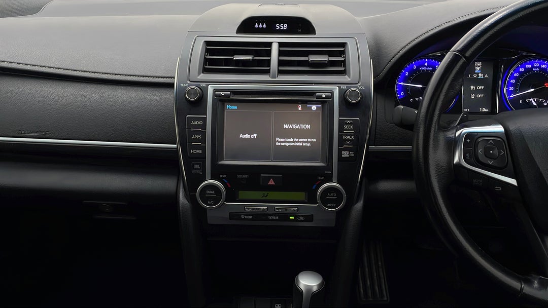 2017 Toyota Camry Atara Sl, Automatic, 109904 km, Center Console