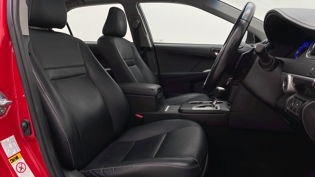 2017 Toyota Camry Atara Sl, Automatic, 109904 km, Right Side Front Door Cabin View