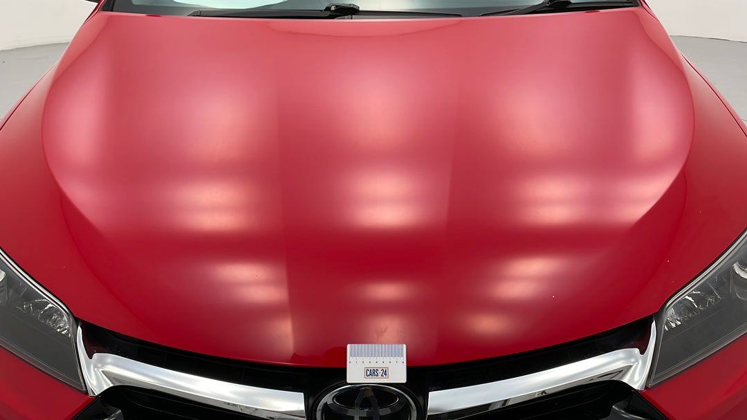 2017 Toyota Camry Atara Sl, Automatic, 109904 km, Bonnet Chip