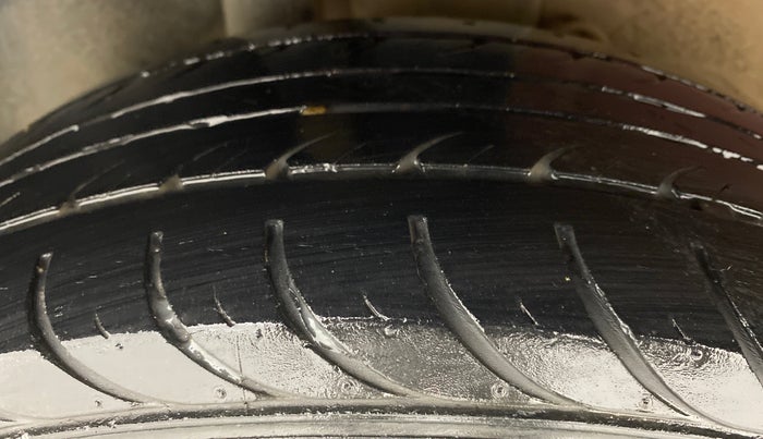 2015 Ford Figo 1.4 TITANIUM DURATORQ, Diesel, Manual, 29,932 km, Right Rear Tyre Tread