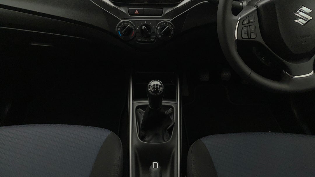 2021 Suzuki Baleno Gl, Manual, 18839 km, Gear Lever 