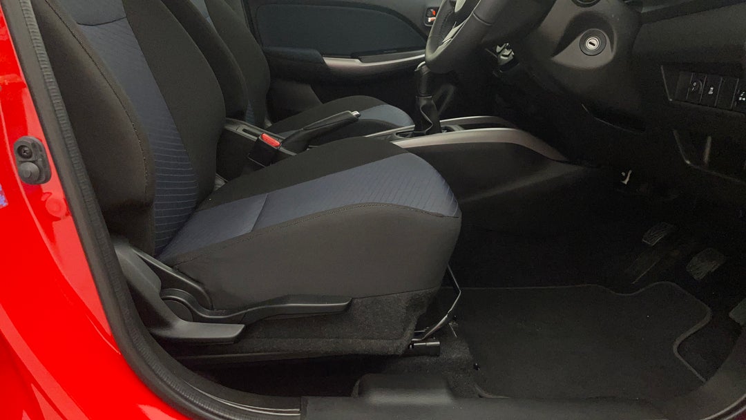 2021 Suzuki Baleno Gl, Manual, 18839 km, Drivers Side Adjustment Panel