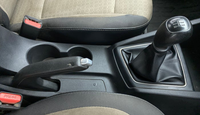 2015 Hyundai Elite i20 MAGNA 1.2, Petrol, Manual, 47,936 km, Gear Lever