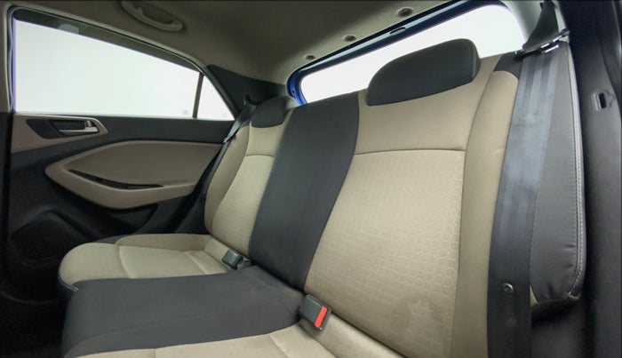 2015 Hyundai Elite i20 MAGNA 1.2, Petrol, Manual, 47,936 km, Right Side Rear Door Cabin