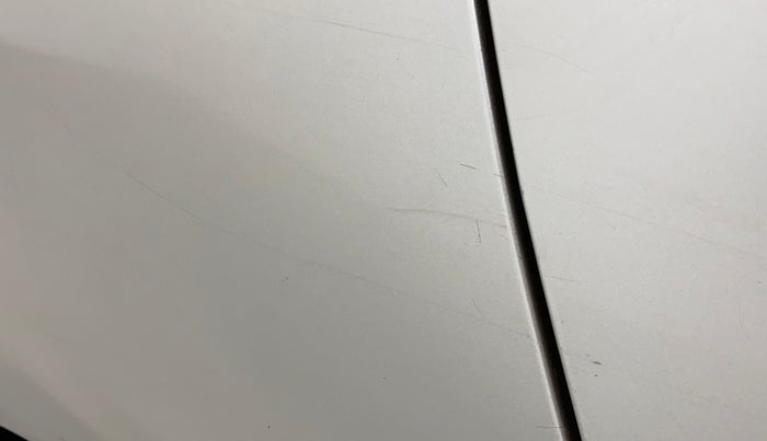 2010 Hyundai i10 MAGNA 1.2 AT, Petrol, Automatic, 67,447 km, Right quarter panel - Minor scratches