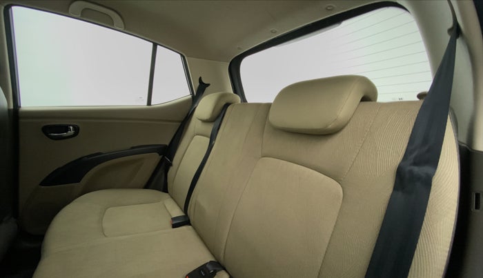 2011 Hyundai i10 SPORTZ 1.2 KAPPA2, Petrol, Manual, 23,178 km, Right Side Rear Door Cabin