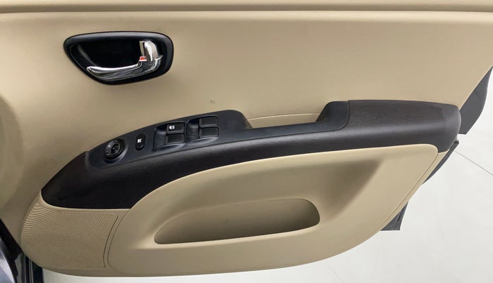 2011 Hyundai i10 SPORTZ 1.2 KAPPA2, Petrol, Manual, 23,178 km, Driver Side Door Panels Control