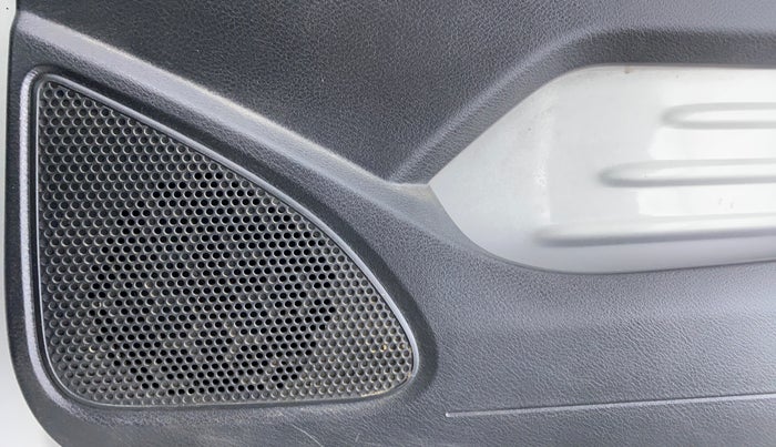 2017 Datsun Redi Go T (O), Petrol, Manual, 55,307 km, Speaker