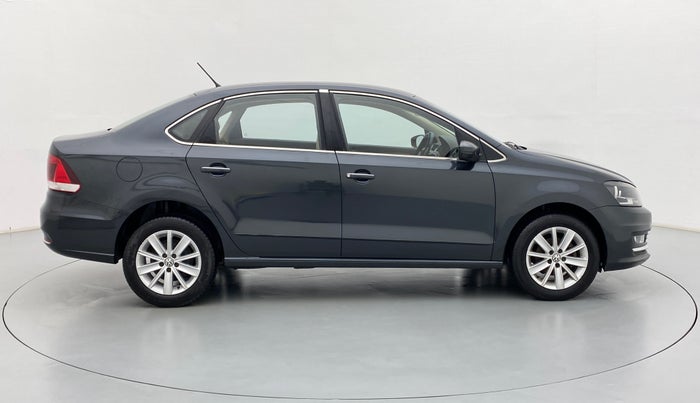 2015 Volkswagen Vento HIGHLINE PETROL, Petrol, Manual, 49,005 km, Right Side View