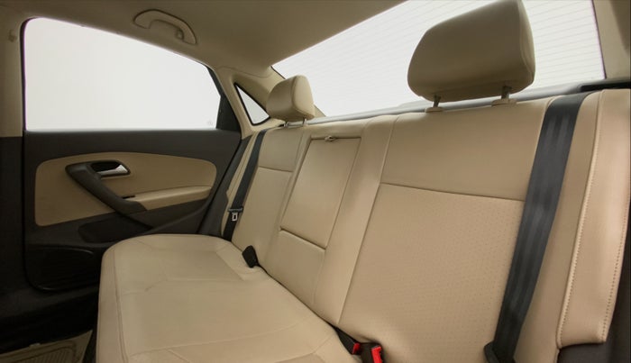 2015 Volkswagen Vento HIGHLINE PETROL, Petrol, Manual, 49,005 km, Right Side Rear Door Cabin
