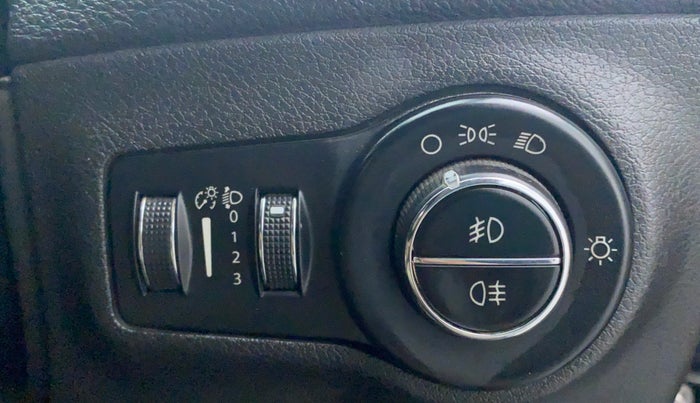 2017 Jeep Compass 2.0 LONGITUDE (O), Diesel, Manual, 88,993 km, Dashboard - Headlight height adjustment not working