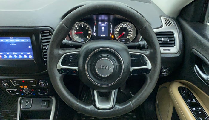 2017 Jeep Compass 2.0 LONGITUDE (O), Diesel, Manual, 88,993 km, Steering Wheel Close Up