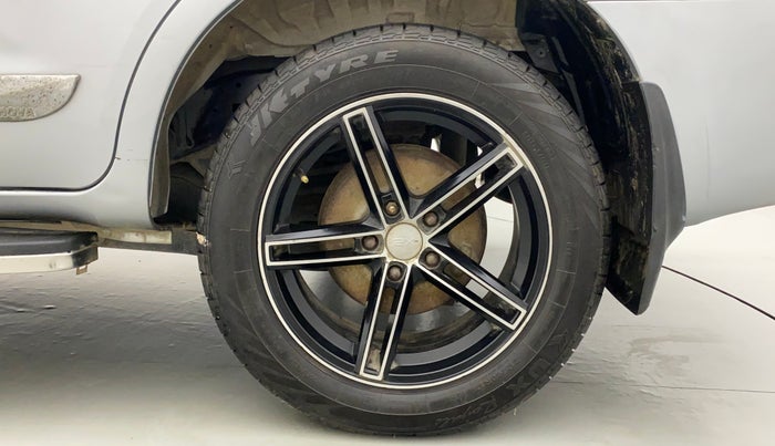 2018 Toyota Innova Crysta 2.4 VX 7 STR, Diesel, Manual, 47,723 km, Left Rear Wheel