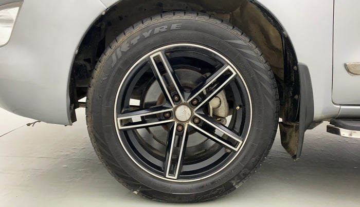 2018 Toyota Innova Crysta 2.4 VX 7 STR, Diesel, Manual, 47,723 km, Left Front Wheel