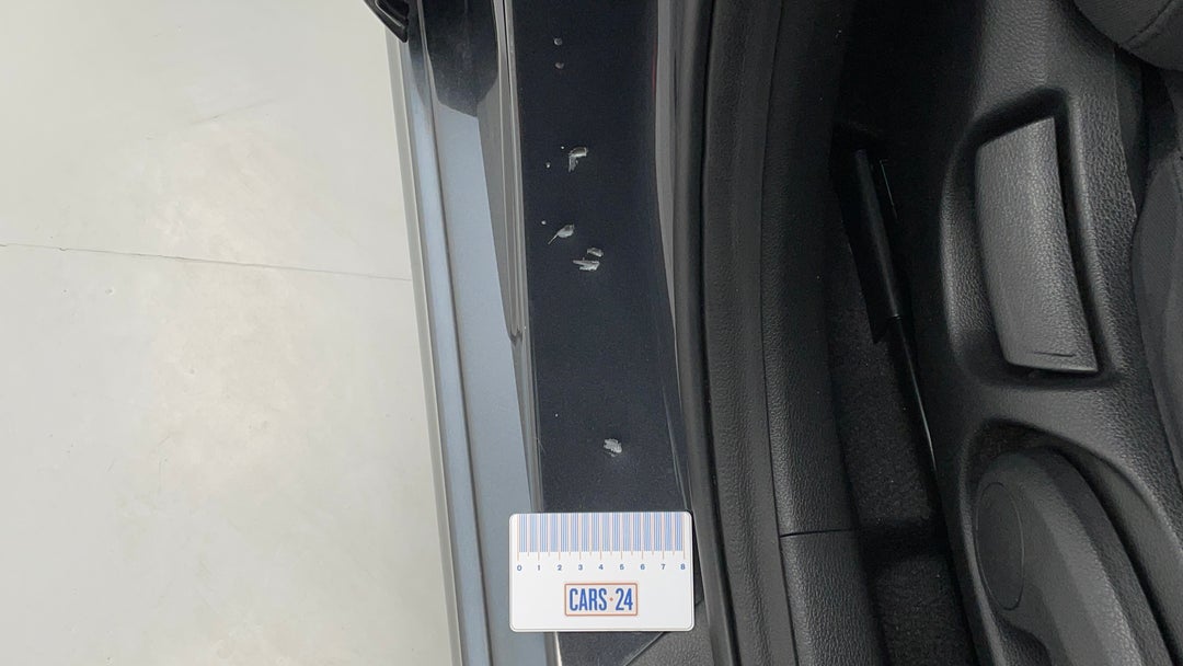 Door Sills Front RHS Dent