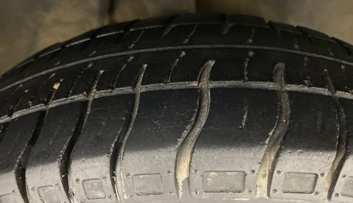 2018 Maruti Alto 800 VXI (O), Petrol, Manual, 43,676 km, Right Front Tyre Tread