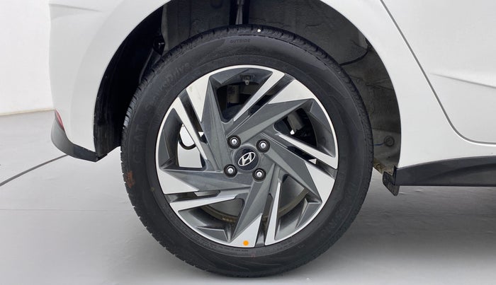 2020 Hyundai NEW I20 ASTA (O) 1.2 MT, Petrol, Manual, 9,689 km, Right Rear Wheel