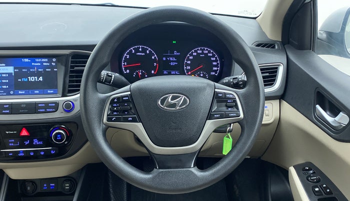 2017 Hyundai Verna 1.6 VTVT SX, Petrol, Manual, 32,015 km, Steering Wheel Close Up