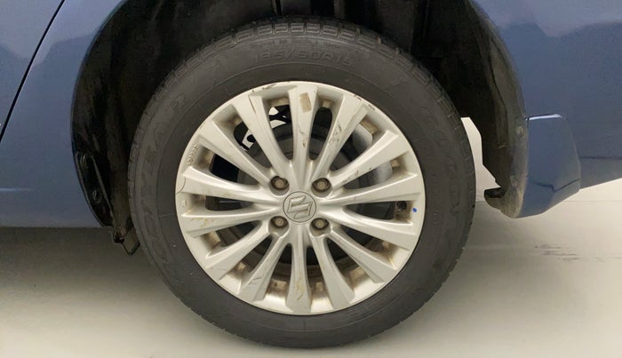 2018 Maruti Ciaz ZETA DIESEL 1.3, Diesel, Manual, 43,963 km, Left Rear Wheel