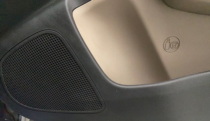 2016 Hyundai Xcent SX 1.2 (O), Petrol, Manual, 81,761 km, Speaker