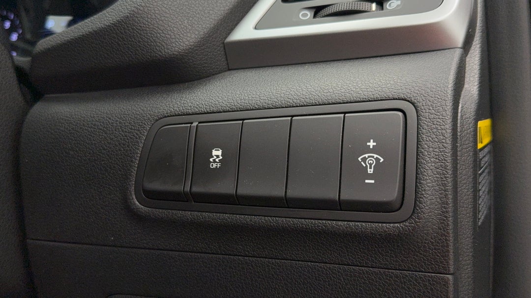 2017 Hyundai Tucson Active X (FWD), Automatic, 115203 km, Utility Switches/Buttons