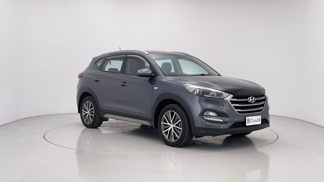 2017 Hyundai Tucson Active X (FWD), Automatic, 115203 km, Right Front Diagonal (45- Degree) View