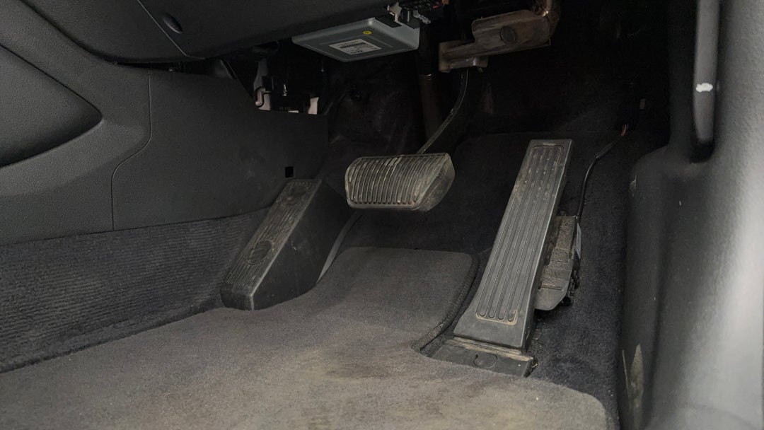 2017 Hyundai Tucson Active X (FWD), Automatic, 115203 km, Pedals and Footmat