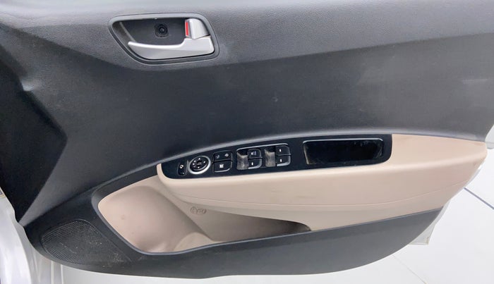 2016 Hyundai Grand i10 ASTA AT 1.2 KAPPA VTVT, Petrol, Automatic, 30,733 km, Driver Side Door Panel Controls