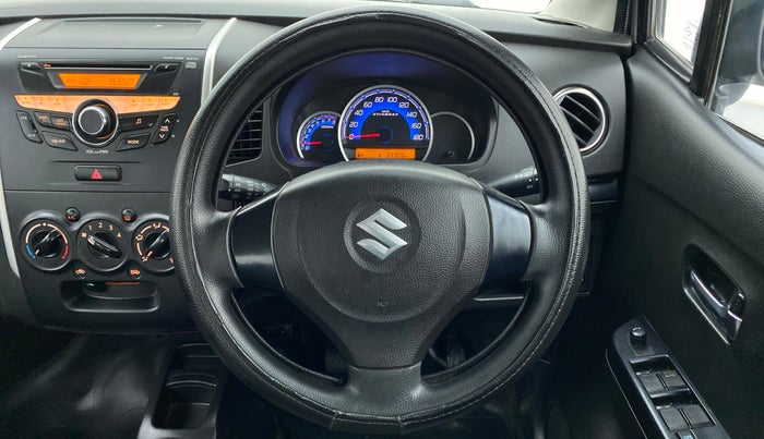2015 Maruti Wagon R Stingray VXI, Petrol, Manual, 33,371 km, Steering Wheel Close Up