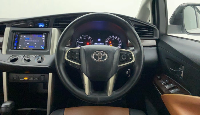 2017 Toyota Innova Crysta 2.8 GX AT 7 STR, Diesel, Automatic, 1,05,022 km, Steering Wheel