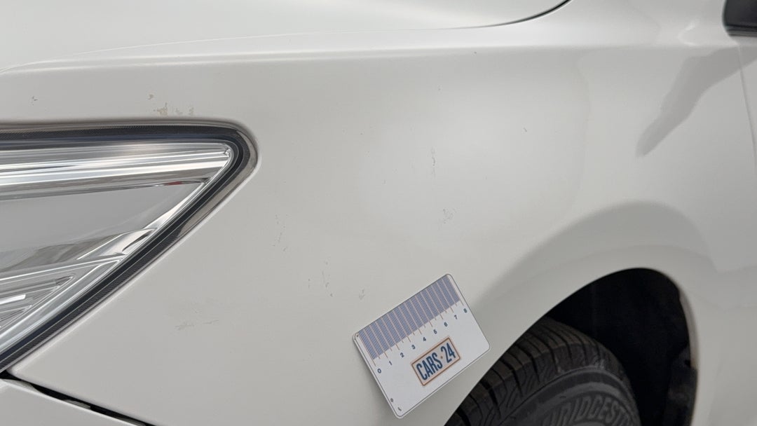 2016 Toyota Camry Altise, Automatic, 70245 km, Quarter Panel Front LHS Guard Paint blemish