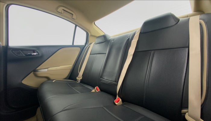 2016 Honda City V MT PETROL, Petrol, Manual, 48,108 km, Right Side Rear Door Cabin