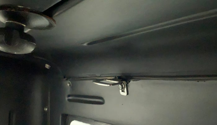 2012 Mahindra Thar CRDE 4X4 AC, Diesel, Manual, 34,492 km, Second-row left seat - Seat Belt Missing