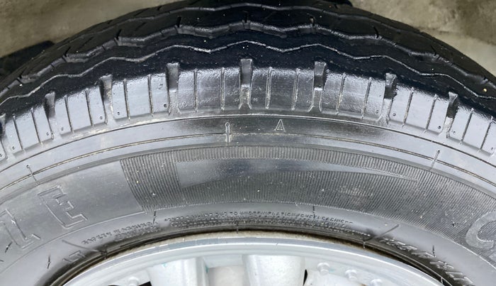 2019 Maruti Eeco 5 STR WITH AC PLUSHTR, Petrol, Manual, 11,596 km, Right Front Tyre Tread