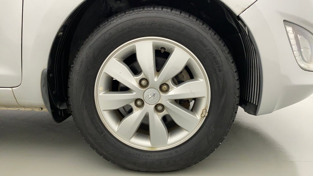 Right Front Wheel