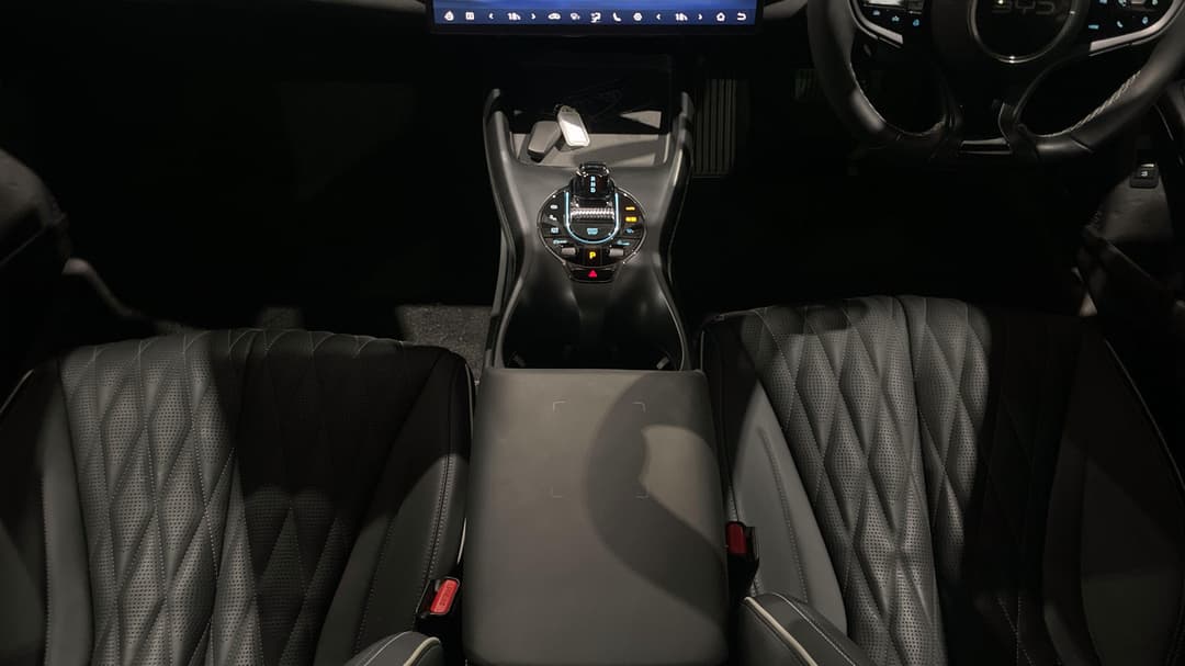 2025 Byd Seal Premium, Automatic, 2312 km, Center Console