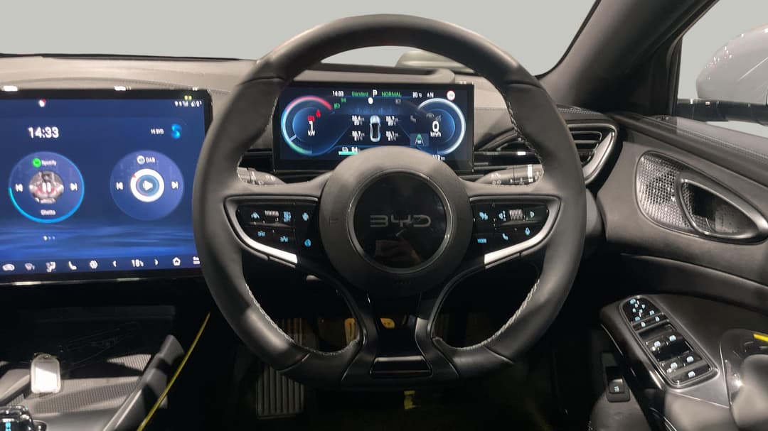 2025 Byd Seal Premium, Automatic, 2312 km, Steering Wheel Close-up