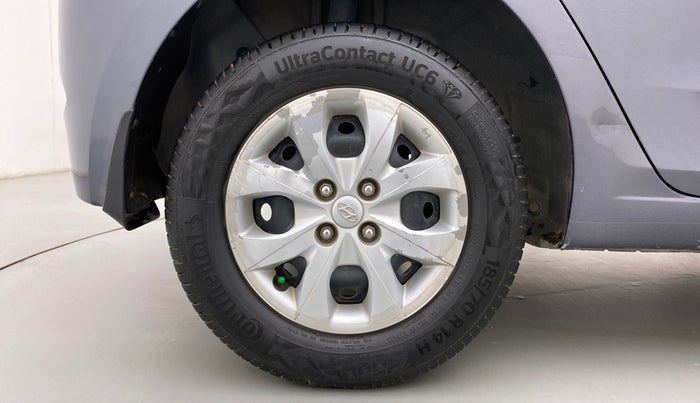 2017 Hyundai Elite i20 SPORTZ 1.2, Petrol, Manual, 61,555 km, Right Rear Wheel