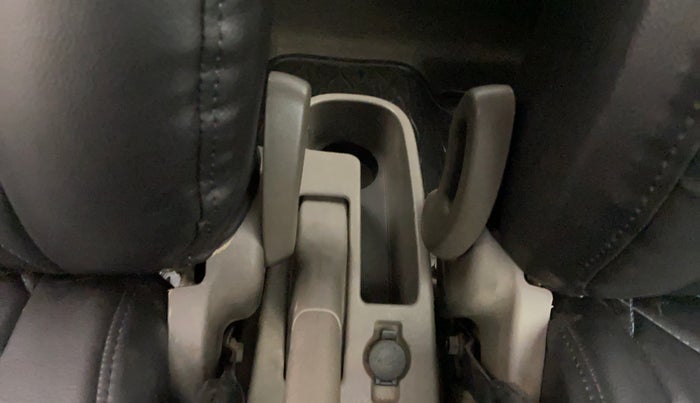 2011 Hyundai i10 SPORTZ 1.2 KAPPA2, Petrol, Manual, 53,655 km, Driver Side Adjustment Panel