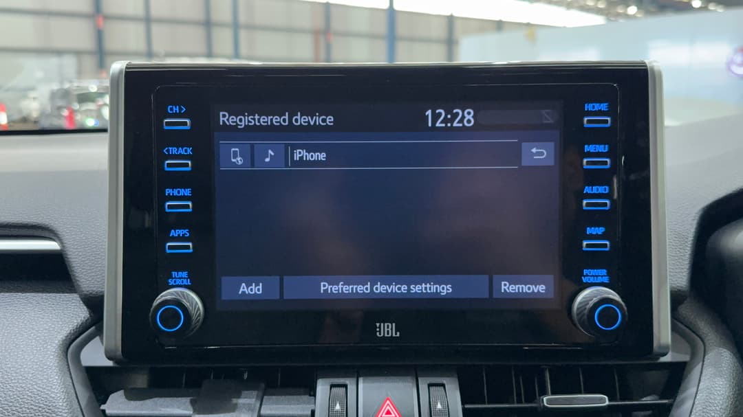 2021 Toyota RAV4 Cruiser (2WD), Automatic, 68121 km, Android/Apple Car Play