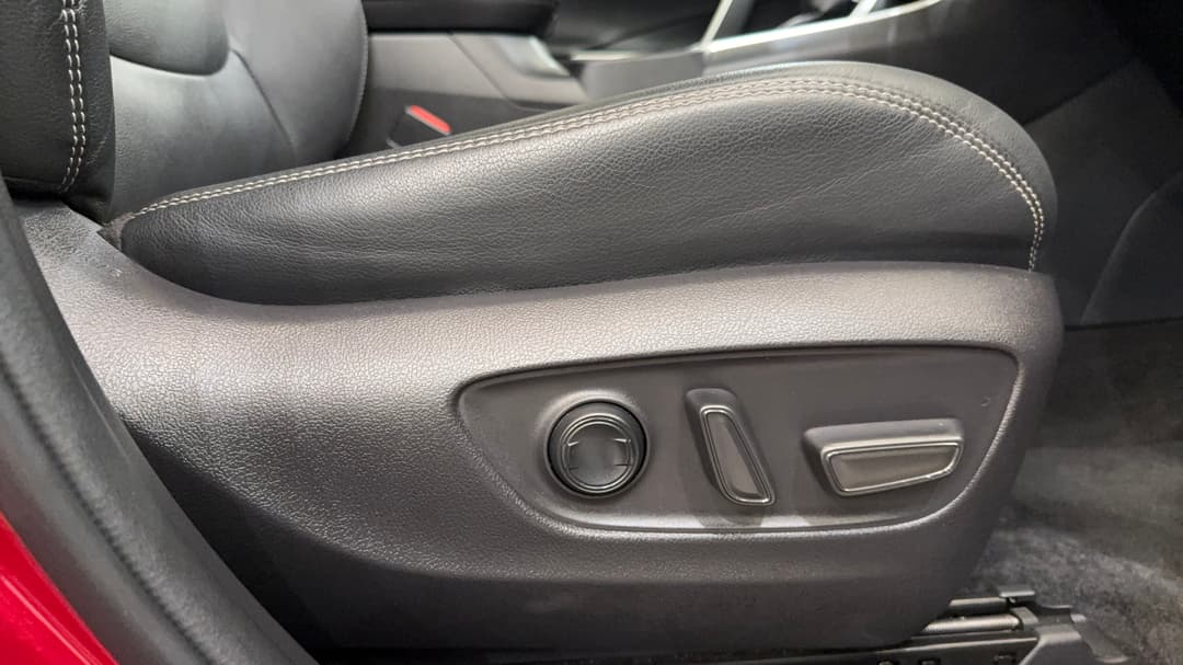 2021 Toyota RAV4 Cruiser (2WD), Automatic, 68121 km, Drivers Side Adjustment Panel
